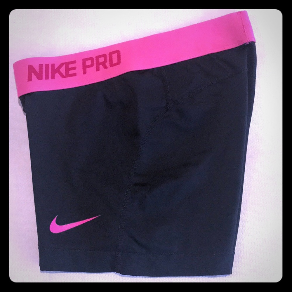 2.5" Woman's Nike Pros